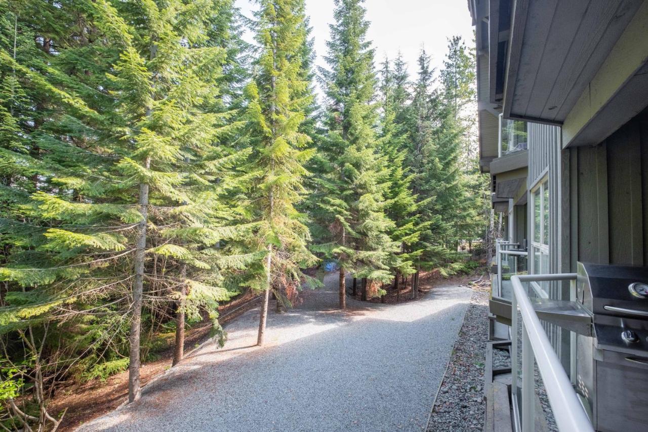 The Aspens By Outpost Whistler Vila Exterior foto